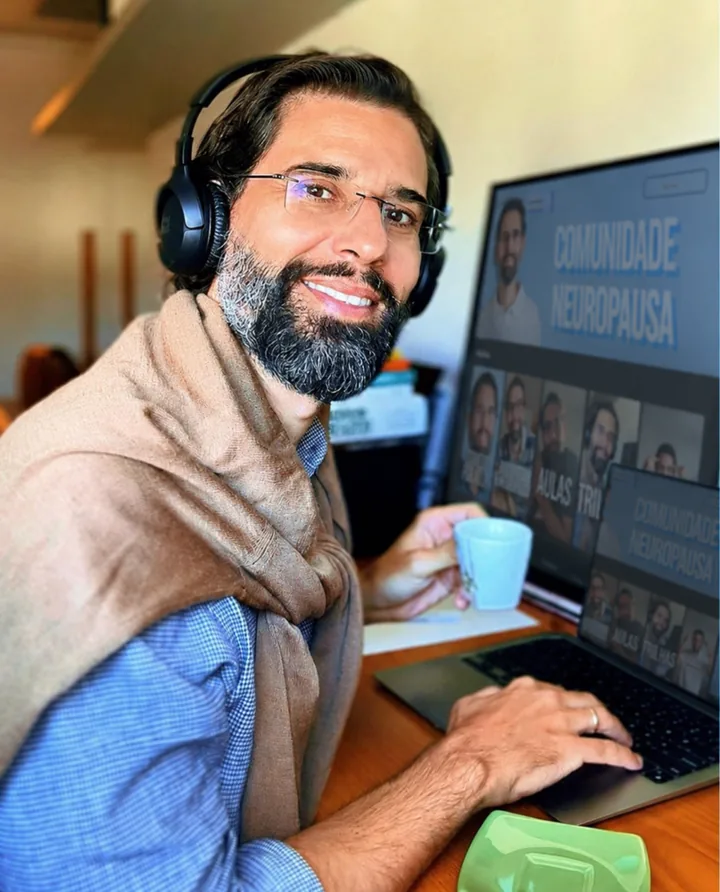 Dr. Lucas Medeiros